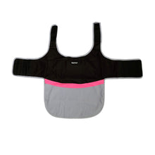 Cargar imagen en el visor de la galería, Adventure Cooling Dog Vest in Pink features closures at chest and neck
