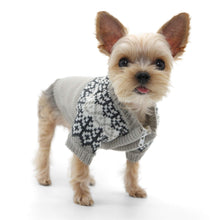 Cargar imagen en el visor de la galería, Yorkshire Terrier models the Icelandic Dog Sweater
