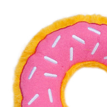 Cargar imagen en el visor de la galería, ZippyTuff Donutz Plush Dog Toy - Strawberry - close-up
