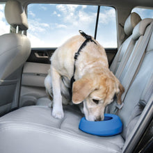 Cargar imagen en el visor de la galería, No spill travel with your dog
