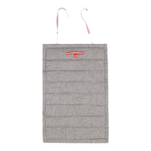 Load image into Gallery viewer, Grey Voyager Pet Travel Mat is perfect for picnics and other outdoor adventures
