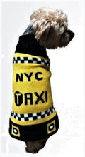 Cargar imagen en el visor de la galería, Dog wears the NYC Sweater by Dallas Dogs
